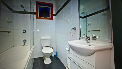 Hilltop Barn At Swan Bay - Surfers Gold Coast 3