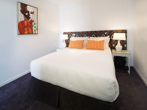 Oaks Melbourne South Yarra Suites - Surfers Gold Coast 1