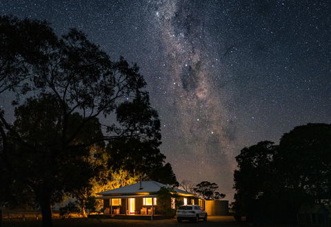 Rabbiters Hut - Surfers Gold Coast 8