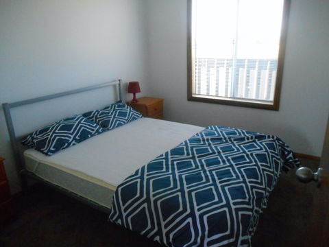 Ryan's Retreat - Surfers Gold Coast 4