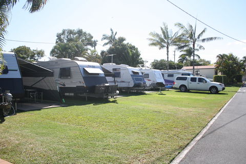 Sarina Palms Caravan Village - Surfers Gold Coast 3