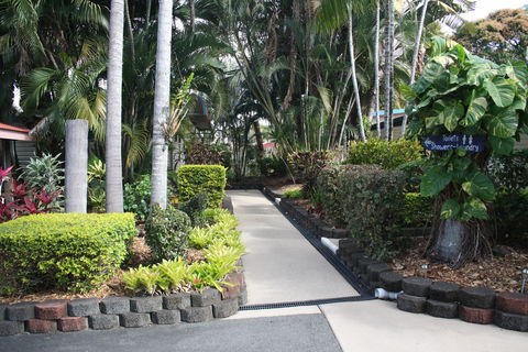 Sarina Palms Caravan Village - Surfers Gold Coast 5