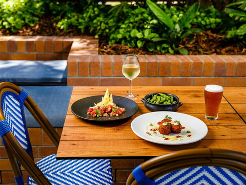 The Waterloo Bay Hotel - Surfers Gold Coast 7