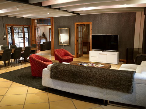 Thiele House Retreat - Surfers Gold Coast 0
