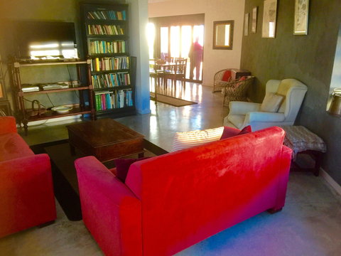 Westerley Accommodation - James House - Surfers Gold Coast 0