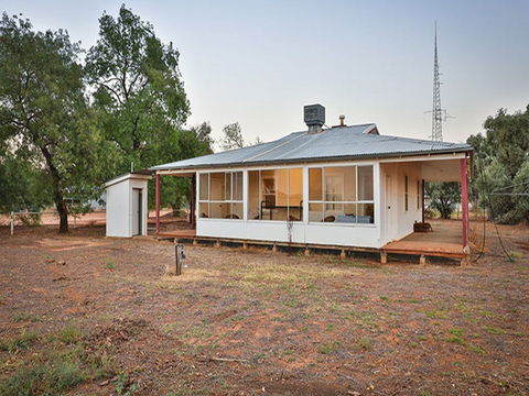 Willandra Cottage - Surfers Gold Coast 0