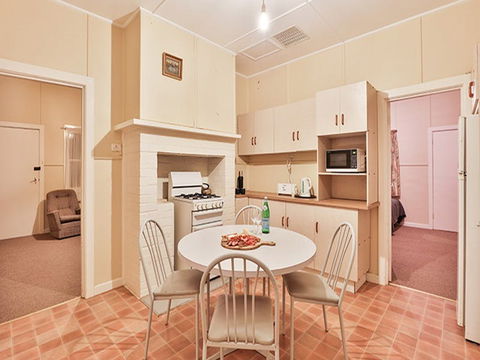 Willandra Cottage - Surfers Gold Coast 6