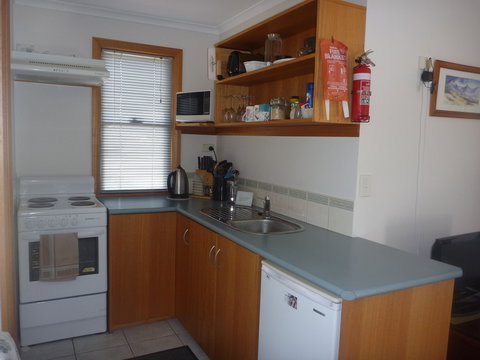 Yakkalla Holiday Cottage - Surfers Gold Coast 4