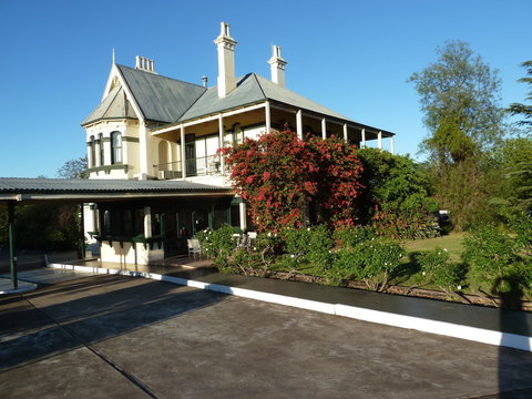 Airlie House Motor Inn - Surfers Gold Coast 0