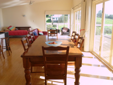 Ashendens At Penneshaw - Surfers Gold Coast 2