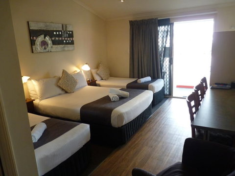 Best Western Caboolture Central Motor Inn - Surfers Gold Coast 2