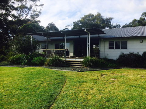 Bingie Corner - Surfers Gold Coast 0