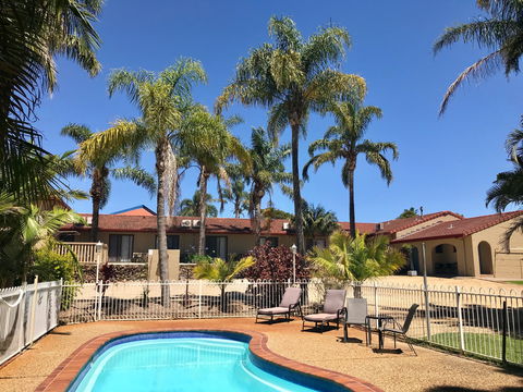 Costa Rica Motel - Surfers Gold Coast 0