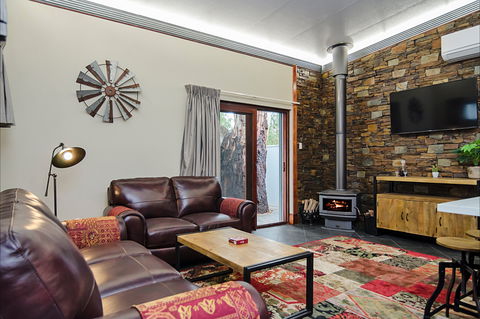 Eagle Foundry Bed & Breakfast - Surfers Gold Coast 0