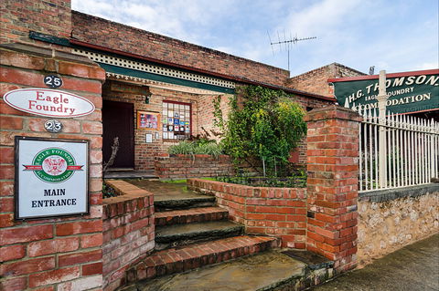 Eagle Foundry Bed & Breakfast - Surfers Gold Coast 1