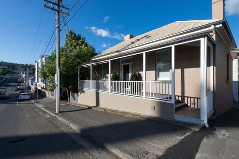 Hobart Cityscape Apartment 1 Wellington - Surfers Gold Coast 0