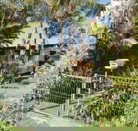 Horseshoe Bay Hideaway - Surfers Gold Coast