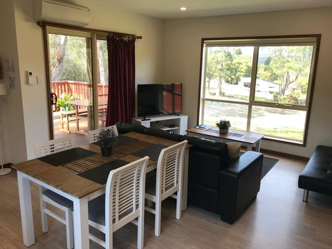 Loma Cottages - Surfers Gold Coast 2