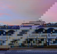 Meningie Hotel - Surfers Gold Coast