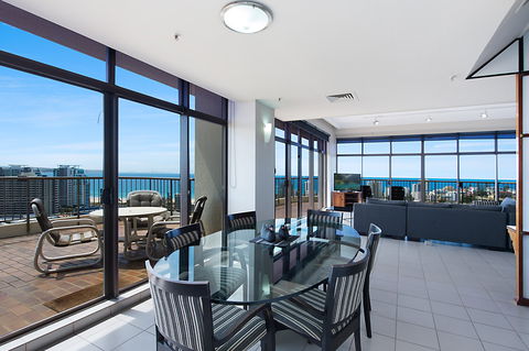 Seascape Penthouse - Surfers Gold Coast 1