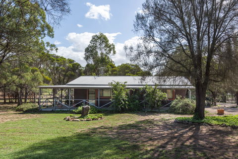 Serenity Grove - Surfers Gold Coast 0