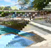Sportsman Inn Motel - Surfers Gold Coast