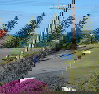 Te Whanau - Surfers Gold Coast