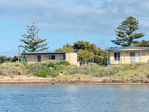 Venus Bay Beachfront Tourist Park - Surfers Gold Coast 2