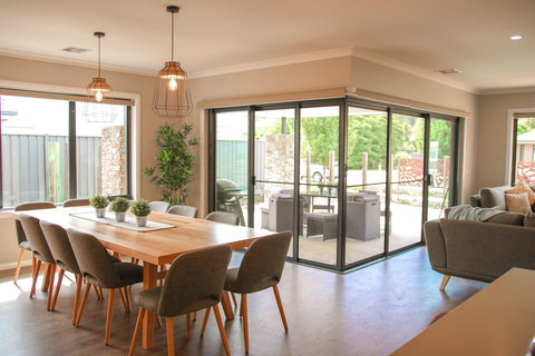 Amaroo - Surfers Gold Coast 0