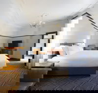 Brassey Hotel - Surfers Gold Coast