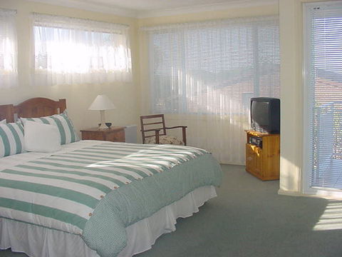 Cronulla Seabreeze Bed And Breakfast - Surfers Gold Coast 2
