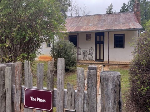 Hill End Pines Cottage - Surfers Gold Coast 0