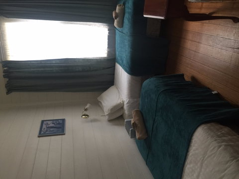 Lake Leake Inn - Surfers Gold Coast 2