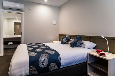 Leumeah Lodge - Surfers Gold Coast 2