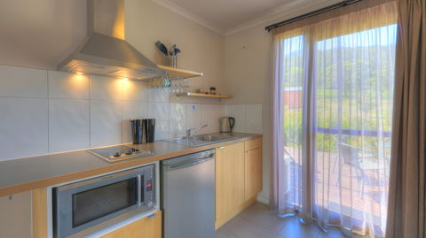 Parsons Bay Retreat - Surfers Gold Coast 2