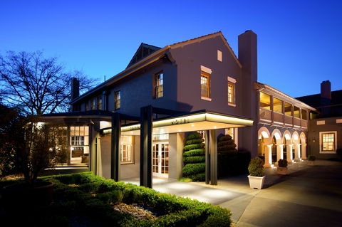 Peppers Mineral Springs Hotel - Surfers Gold Coast 0