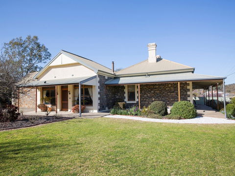 SINKINSON HOUSE - Mount Torrens - Surfers Gold Coast 0
