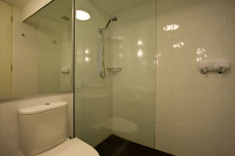 St Ives Apartments - Surfers Gold Coast 2