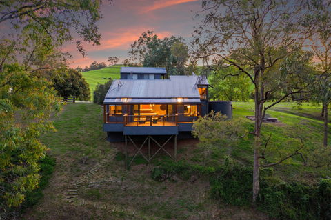 The Edge Villa - Hunter Valley Luxury Escape - Surfers Gold Coast 1