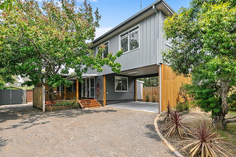 The Beach House Anglesea - Surfers Gold Coast 0