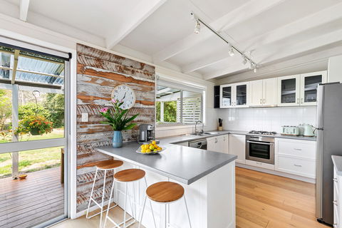 The Beach House Anglesea - Surfers Gold Coast 2