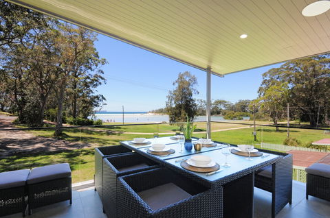 Water View Jervis Bay - Surfers Gold Coast 0