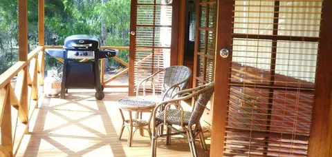 Aroundtu-It Eco Caravan Park - Surfers Gold Coast 2