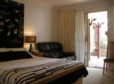 Ruskin House - Surfers Gold Coast 4