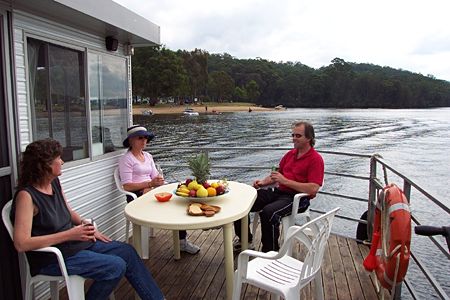 Clyde River Houseboats - Surfers Gold Coast 4