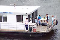 Clyde River Houseboats - Surfers Gold Coast 5