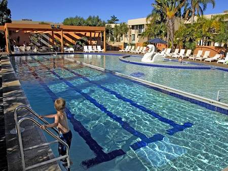 Kalbarri Beach Resort - Surfers Gold Coast 1