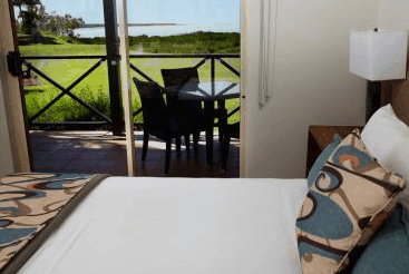Moonlight Bay Suites - Surfers Gold Coast 3