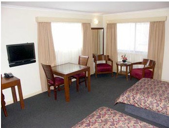 Armidale Pines Motel - Surfers Gold Coast 5