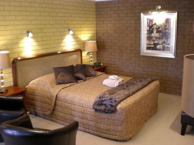 Estelle Kramer Motor Inn - Surfers Gold Coast 0